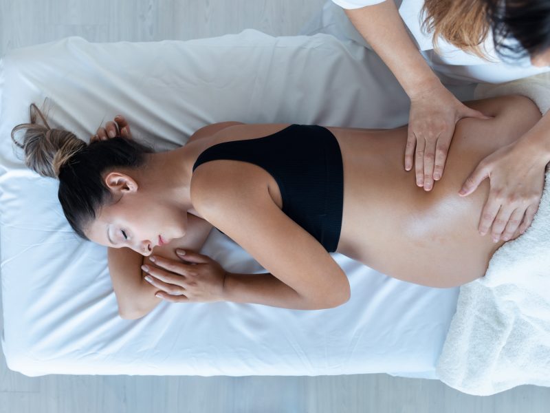 pregnant-woman-having-a-prenatal-massage